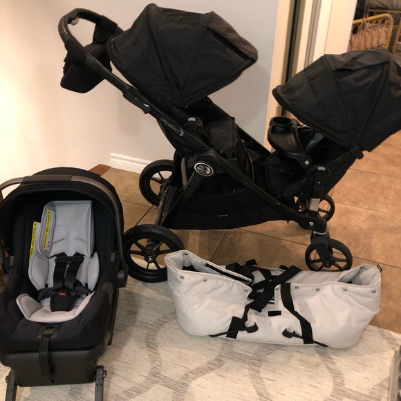 Baby Jogger & Nuna Pipa Car Seat Plus Accessories - Picture 13 of 13